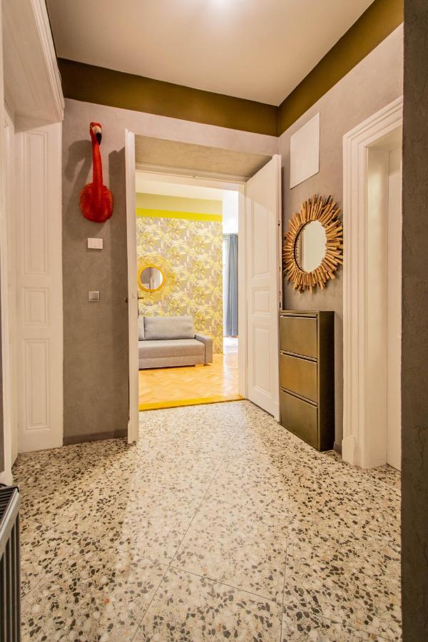 Apartament 3Bdr Oasis In The Heart Of Praga Zewnętrze zdjęcie
